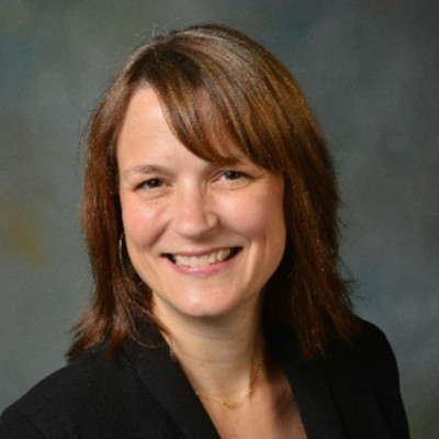 Jen Walker Headshot